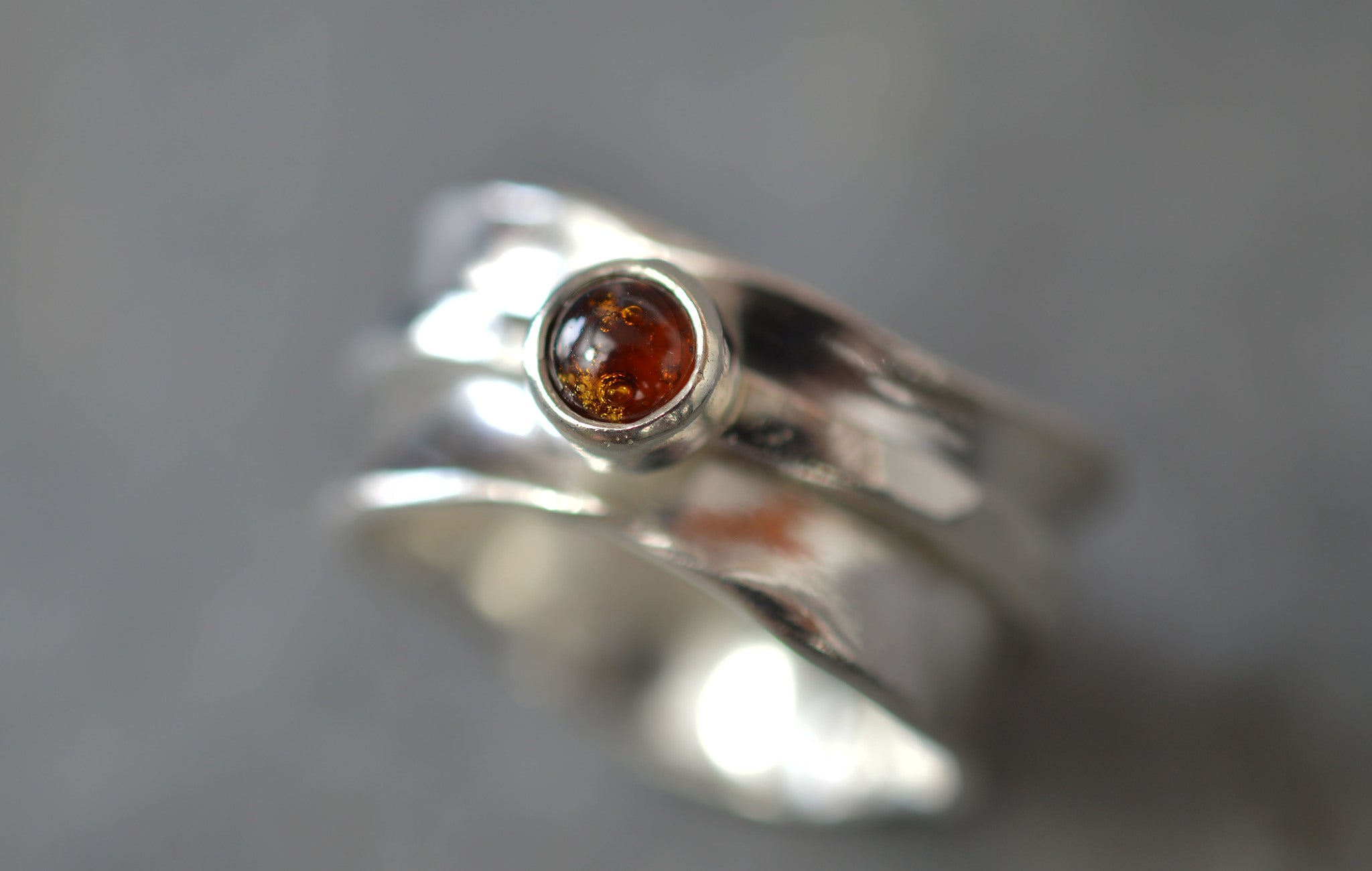 The fidget ring ~ Ashes into glass rings