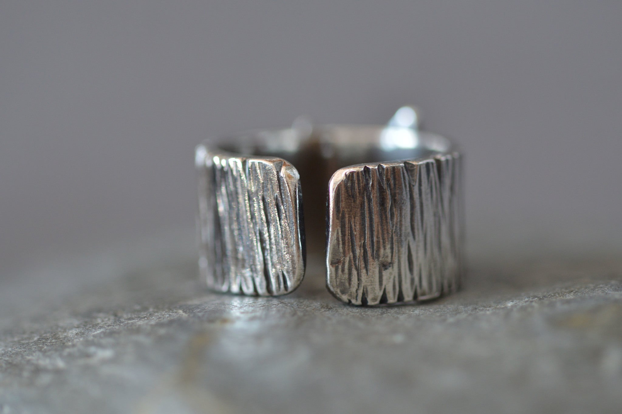 bark texture ring with mushroom details