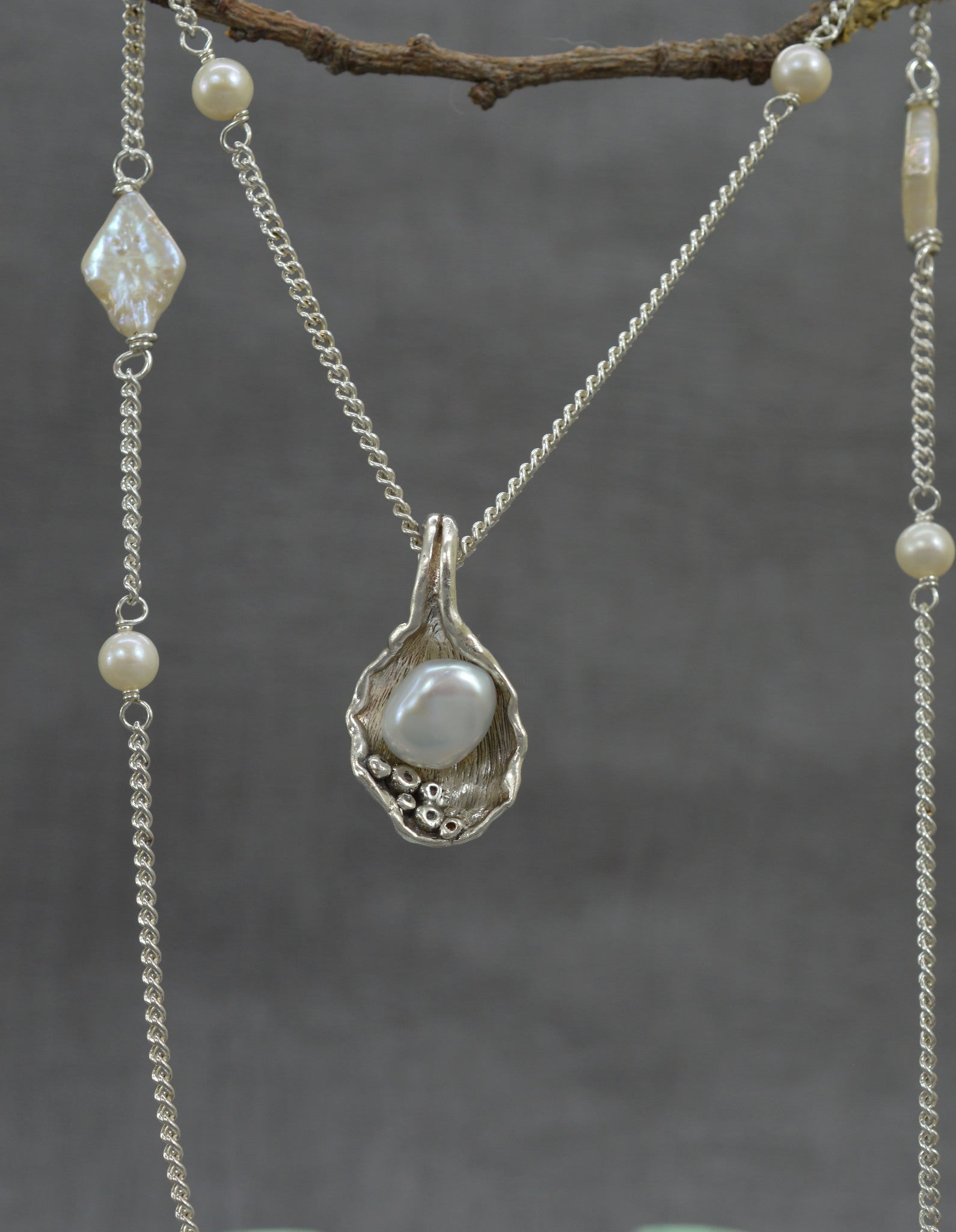 Mermaids shell, pearl necklace - Sterling silver