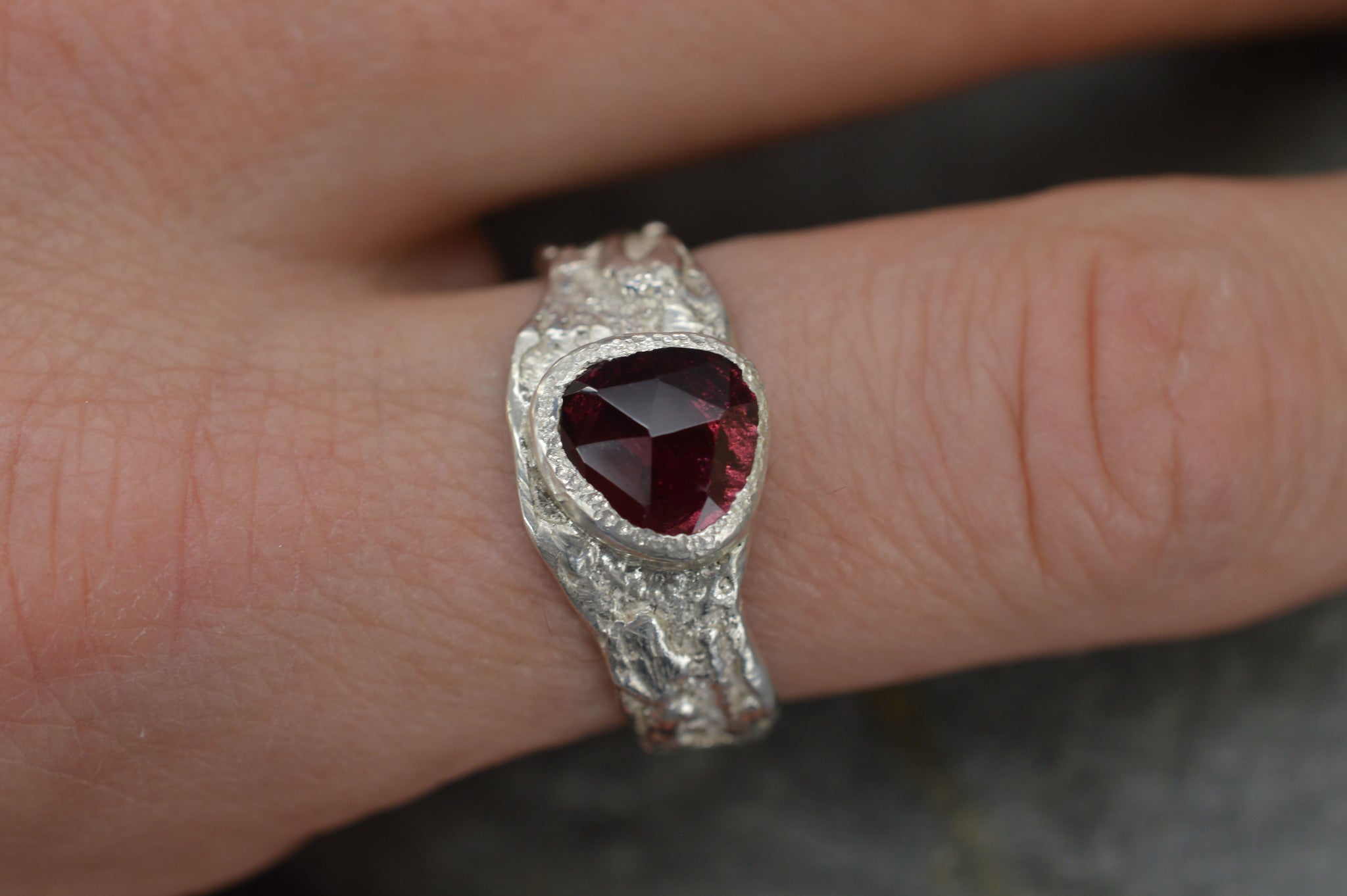 Rhodolite Garnet bark ring