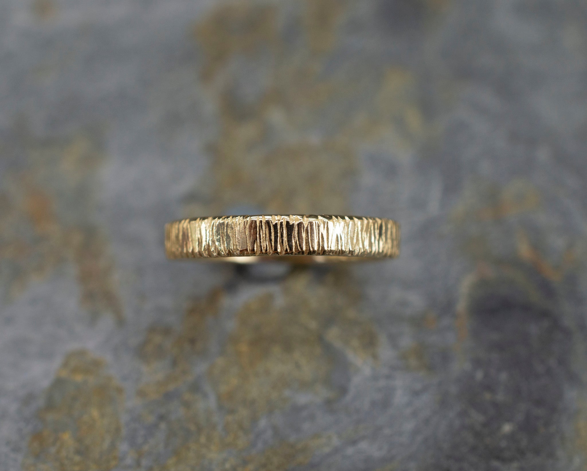 9ct gold Bark textured ring