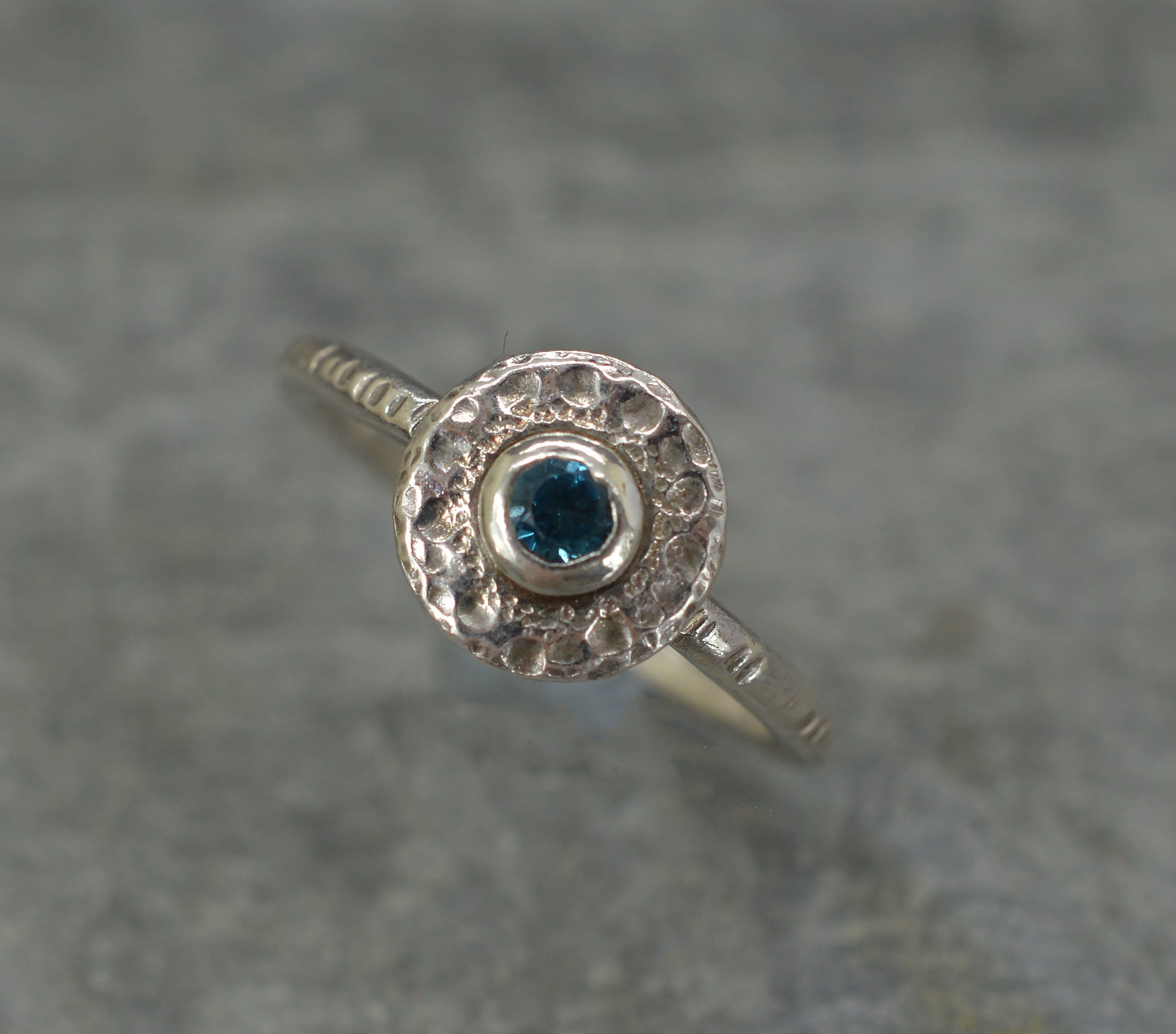 London blue topaz texture ring